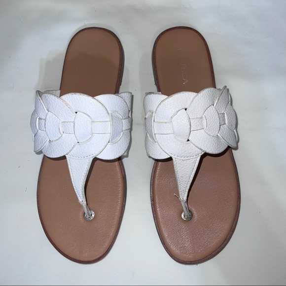 Nautica Shoes - Nautical White Leather Slip On Thong Sandal - Size 8.5